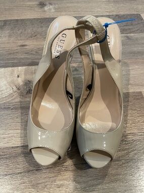 GUESS Beige Patent Peep-Toe Slingback Heels